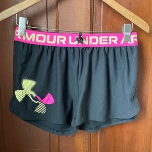 Under Armour girls youth large black loose athletic shorts